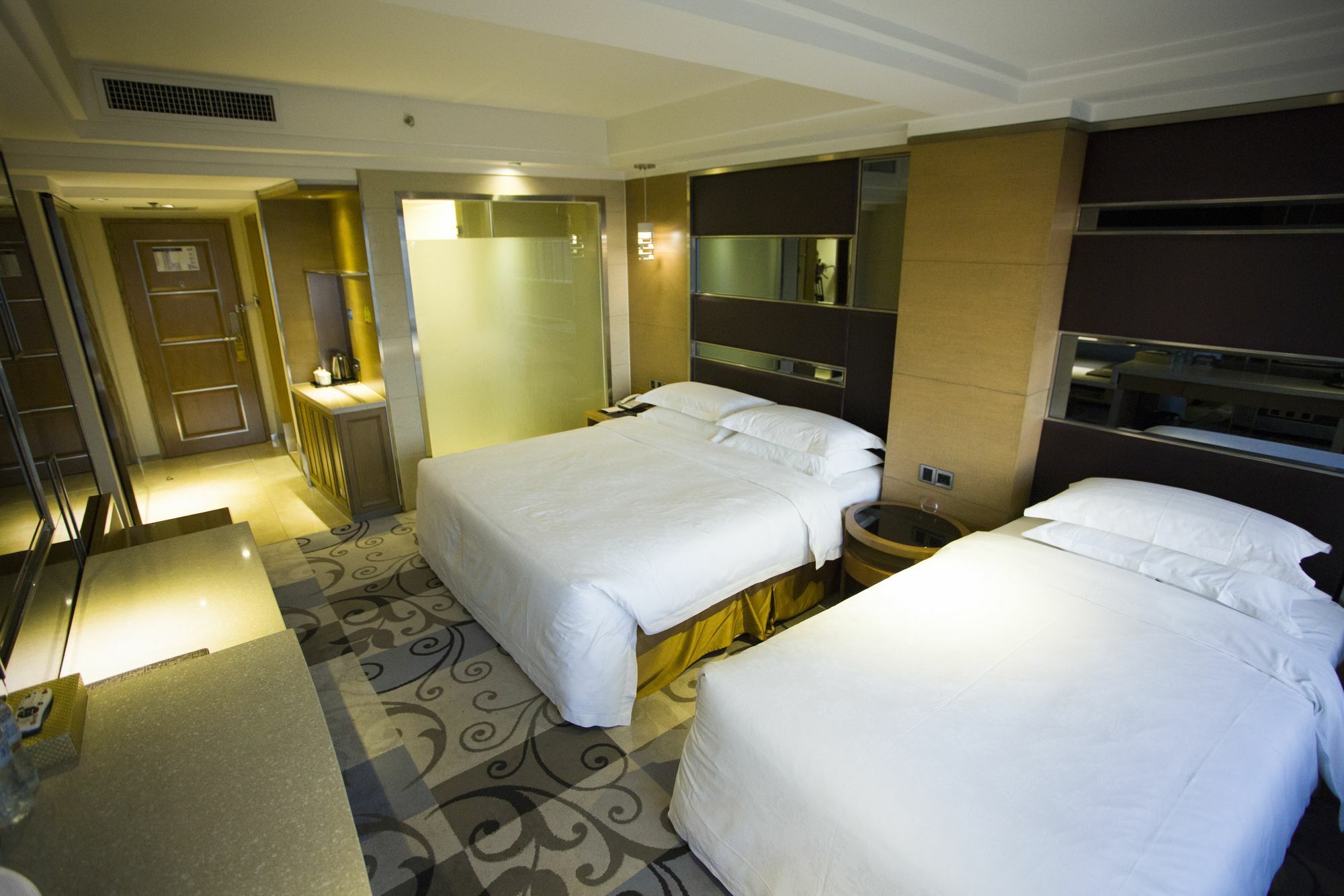 Fuke Jirui Hotel 乌鲁木齐 外观 照片
